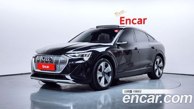 Audi e-tron 55 Quattro Sportback — пробег 141 496 км — фото 1 из 5