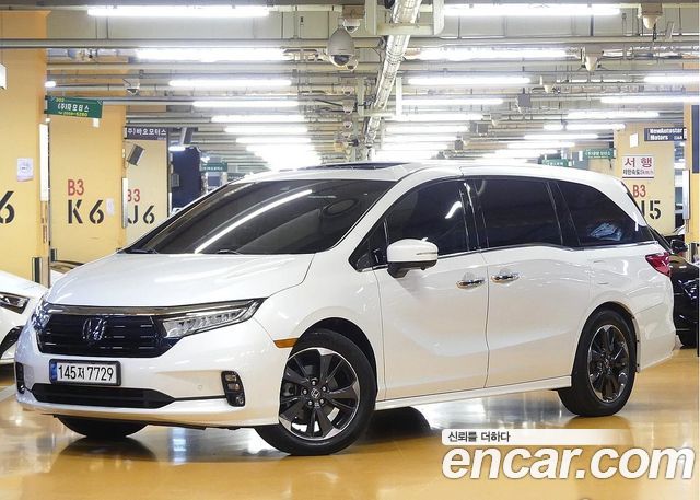 Honda Odyssey 3.5 5th — пробег 49 000 км — фото 1 из 5