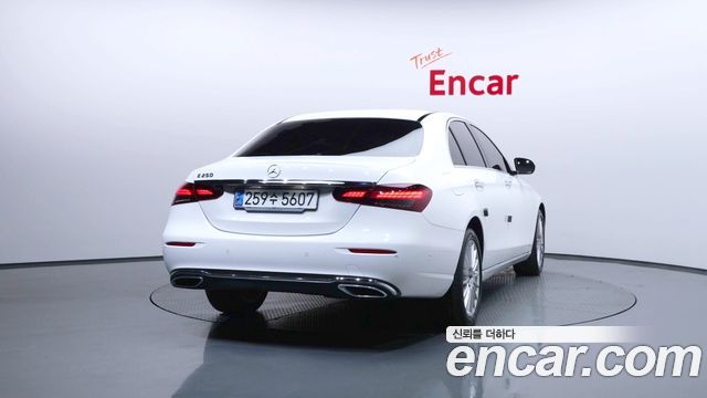 Mercedes-Benz E-Class из Кореи Encar