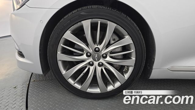 Hyundai Genesis из Кореи Encar