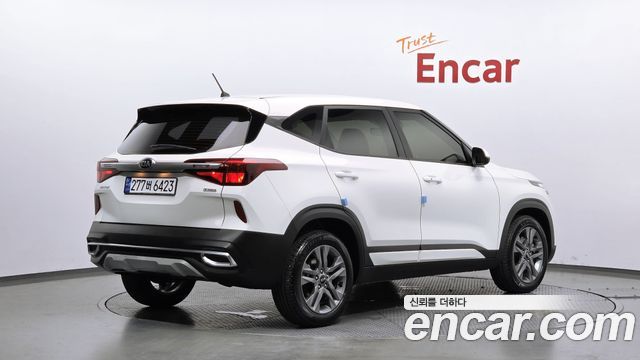 Kia Seltos из Кореи Encar