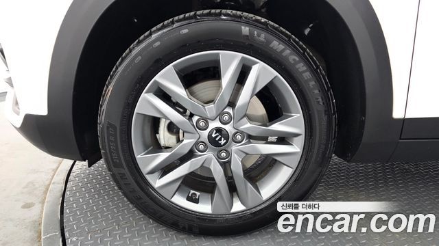 Kia Seltos из Кореи Encar