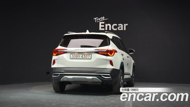 Kia Seltos из Кореи Encar