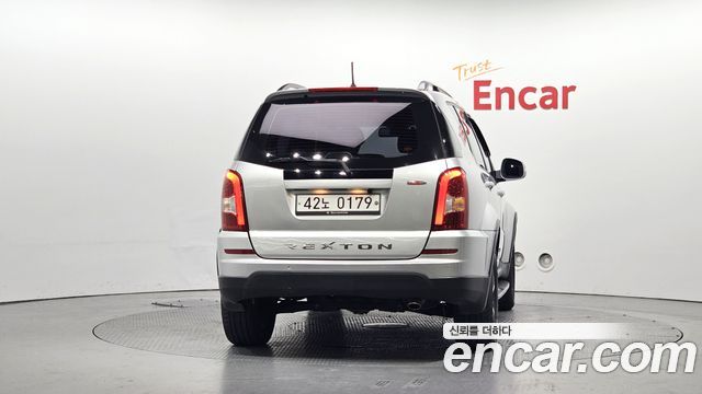 Ssangyong Rexton 2.2 4WD RX7 Luxury — пробег 83 878 км — фото 4 из 5
