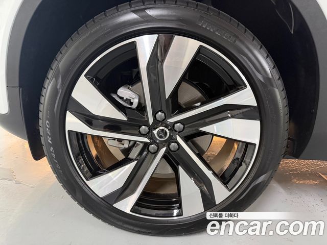 Volvo XC40 из Кореи Encar