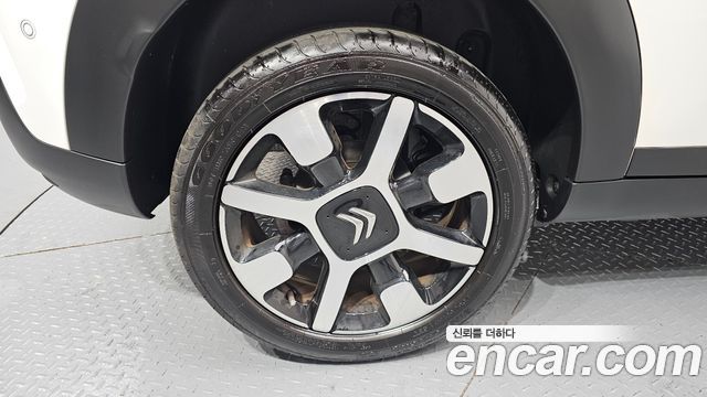 Citroen-DS C4 CACTUS из Кореи Encar