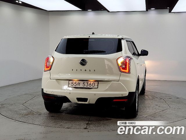 Ssangyong TIBOLI TX 2WD — пробег 144 000 км — фото 3 из 5