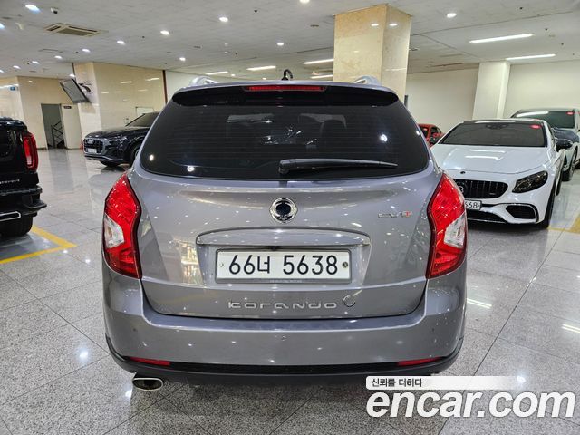 Ssangyong KORANDO 2.0 CVT 4WD Deluxe — пробег 183 890 км — фото 4 из 5
