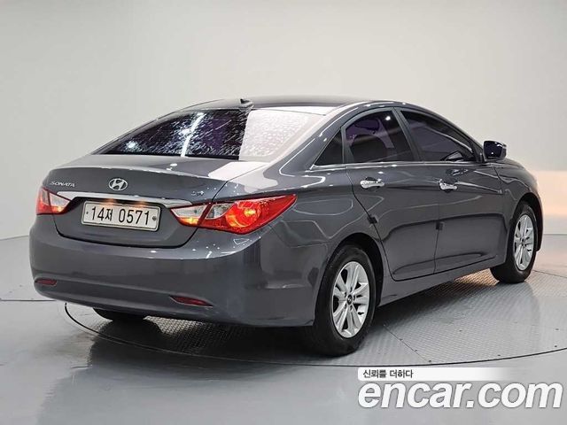 Hyundai Sonata LPi Luxury — пробег 171 843 км — фото 2 из 5