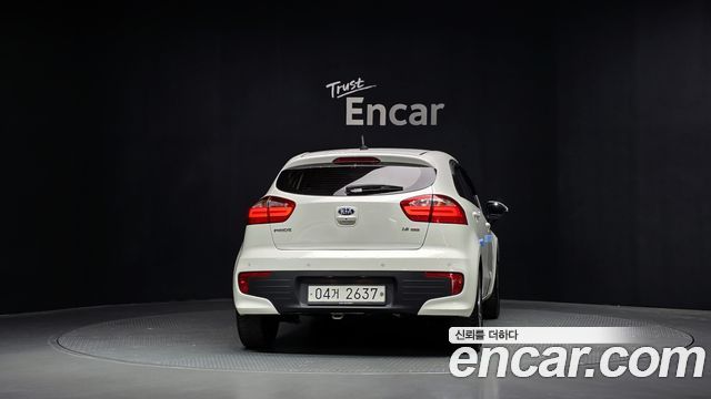 Kia pride из Кореи Encar