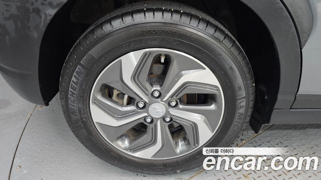Hyundai Kona из Кореи Encar