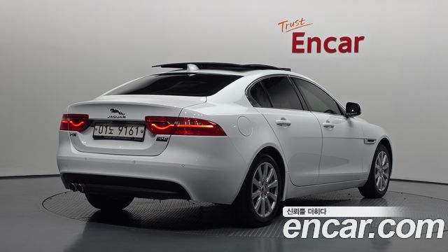 Jaguar XE из Кореи Encar