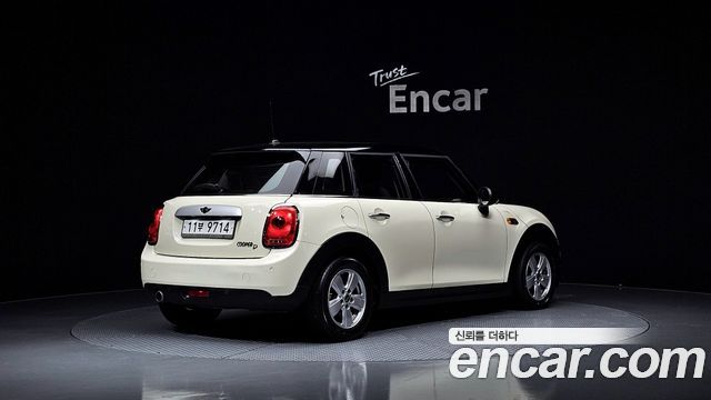 Mini Cooper из Кореи Encar