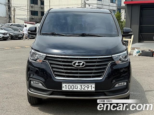 Hyundai Starex 4WD Urban 9-Seater Premium Special — пробег 192 812 км — фото 1 из 5