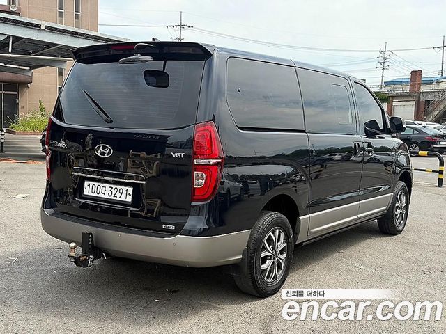 Hyundai Starex 4WD Urban 9-Seater Premium Special — пробег 192 812 км — фото 4 из 5