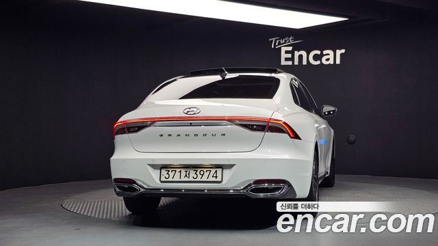 Hyundai Grandeur из Кореи Encar