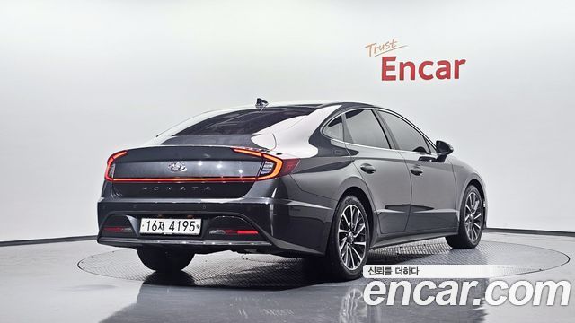 Hyundai Sonata из Кореи Encar
