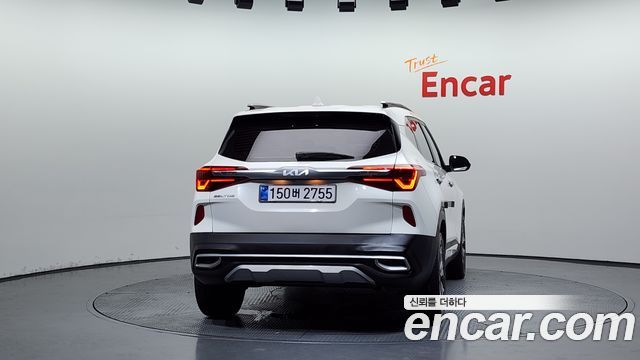 Kia Seltos из Кореи Encar