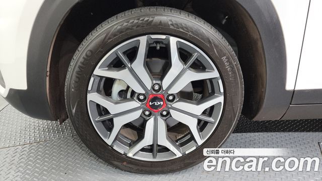 Kia Seltos из Кореи Encar