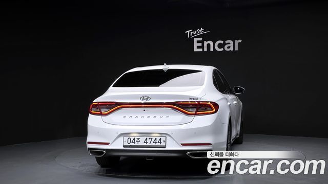 Hyundai Grandeur из Кореи Encar