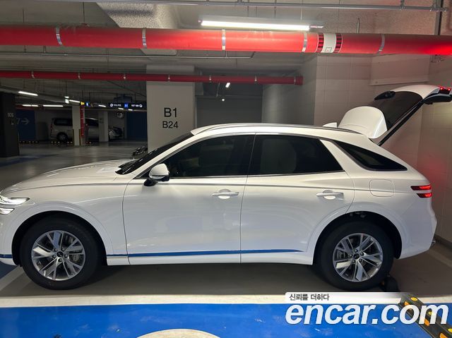 Genesis GV70 2.5T Gasoline 2WD — пробег 8 997 км — фото 3 из 5