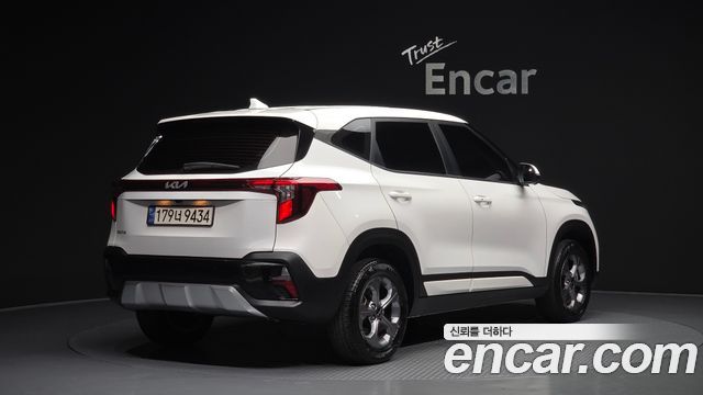 Kia Seltos из Кореи Encar