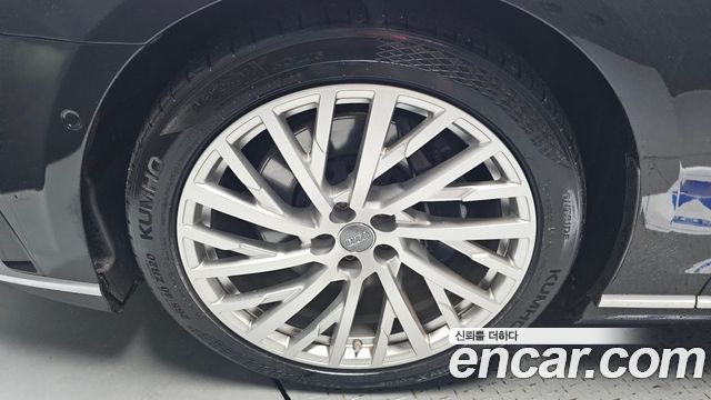 Audi A8 из Кореи Encar