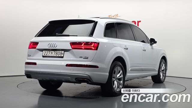 Audi Q7 из Кореи Encar