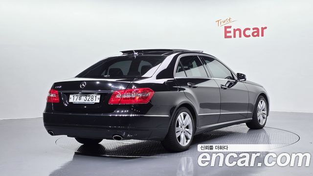 Mercedes-Benz E-Class E350 4MATIC Avantgarde — пробег 58 229 км — фото 2 из 5
