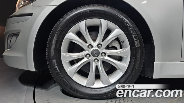 Hyundai Genesis из Кореи Encar