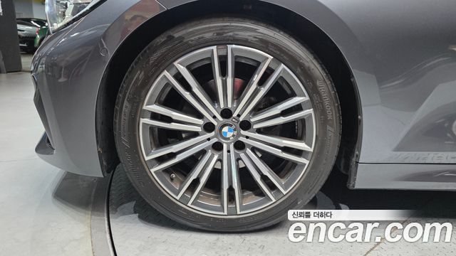 BMW 3-Series из Кореи Encar