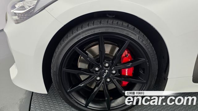Kia Stinger из Кореи Encar