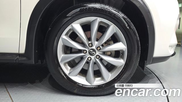 Infiniti QX50 из Кореи Encar