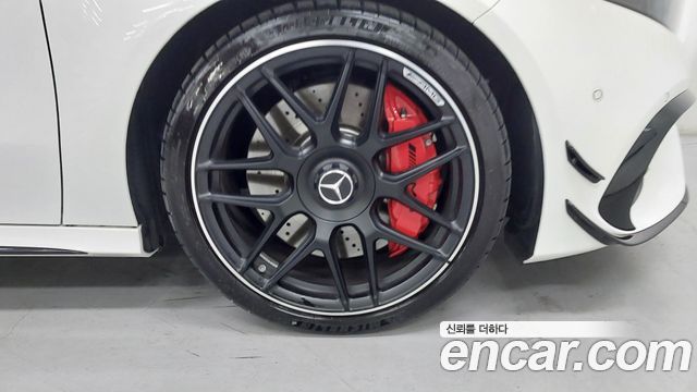 Mercedes-Benz A-Class AMG A45 4MAITC+ Hatchback — пробег 1 700 км — фото 5 из 5