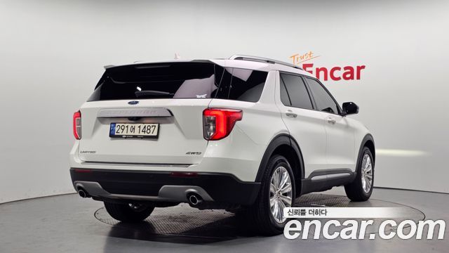 Ford Explorer 2.3 LimIted 4WD — пробег 34 366 км — фото 2 из 5