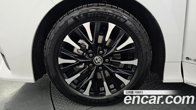 Toyota Alphard из Кореи Encar
