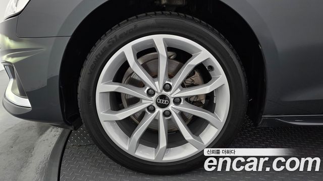 Audi A4 из Кореи Encar