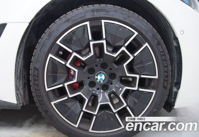 BMW i4 из Кореи Encar