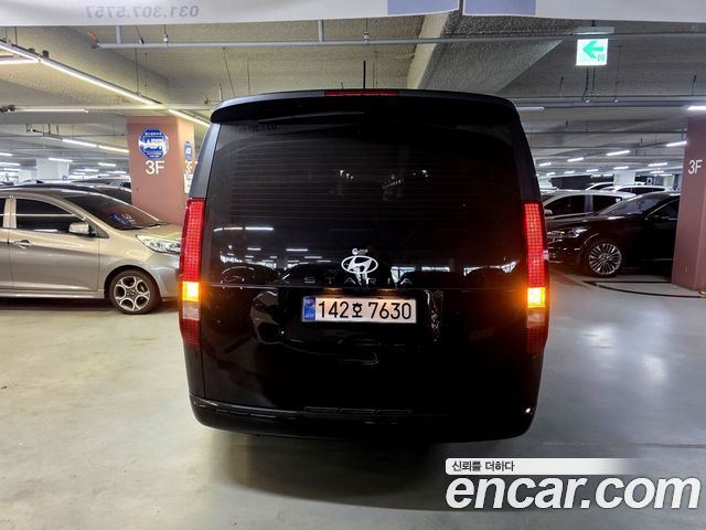 Hyundai Staria из Кореи Encar