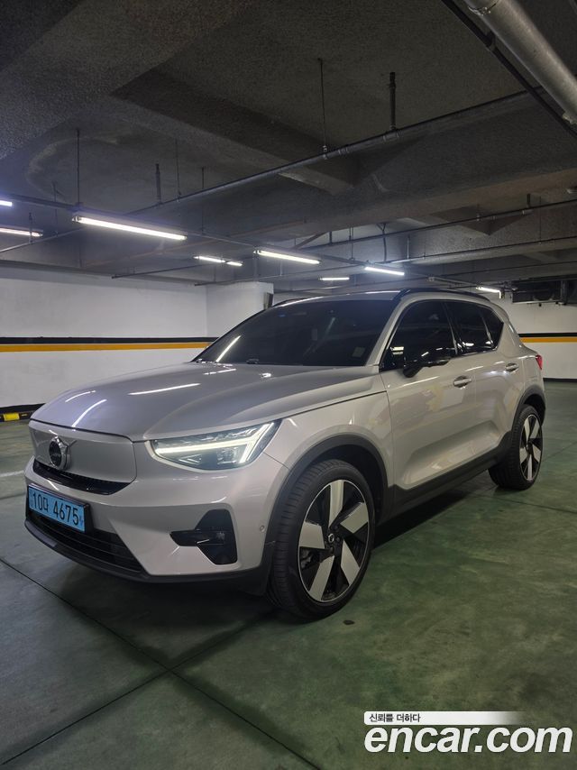 Volvo XC40 Twin Ultimate — пробег 12 700 км — фото 1 из 5