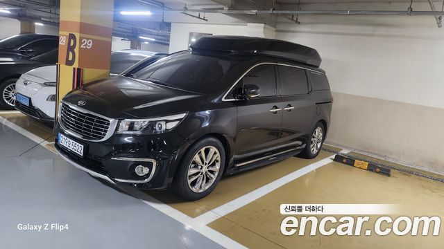 Kia Carnival Gasoline 9-seater Hi-Limousine Noblesse — пробег 278 168 км — фото 1 из 5