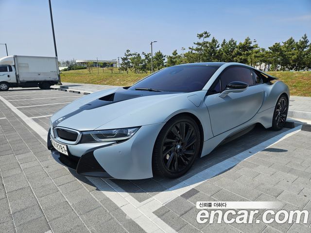 BMW i8 Coupe — пробег 118 000 км — фото 3 из 5