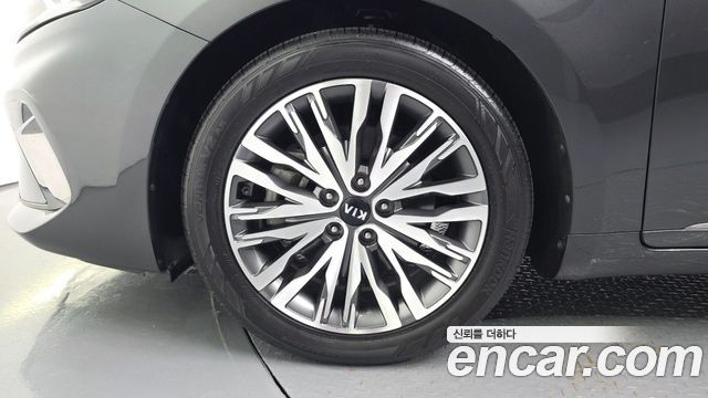 Kia K7 из Кореи Encar