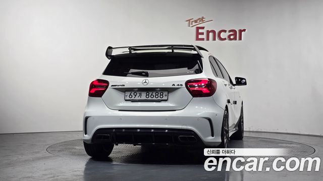 Mercedes-Benz A-Class A45 AMG 4MATIC — пробег 90 143 км — фото 4 из 5