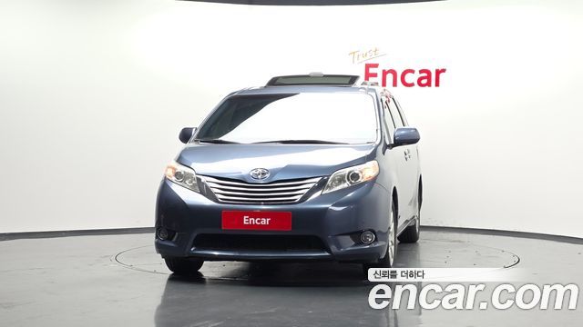 Toyota Sienna 3.5 AWD — пробег 190 155 км — фото 3 из 5