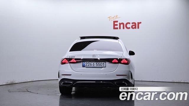 Mercedes-Benz E-Class из Кореи Encar