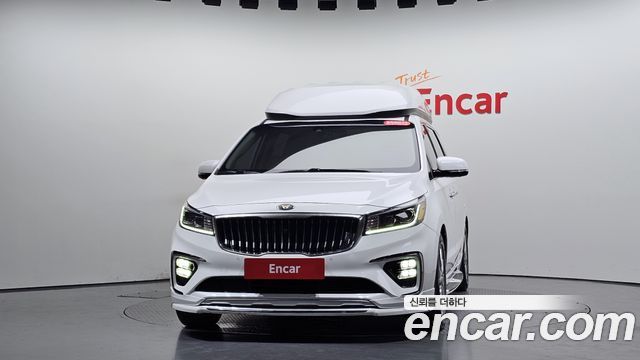 Kia Carnival Gasoline 9-seater Limousine(Special vehicle) — пробег 69 133 км — фото 3 из 5