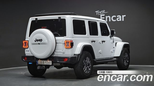 Jeep Wrangler 2.0 Overland Power Top 4Door 4xe — пробег 93 732 км — фото 2 из 5