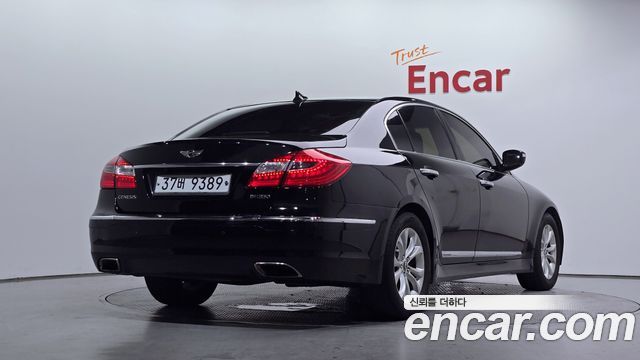Hyundai Genesis из Кореи Encar