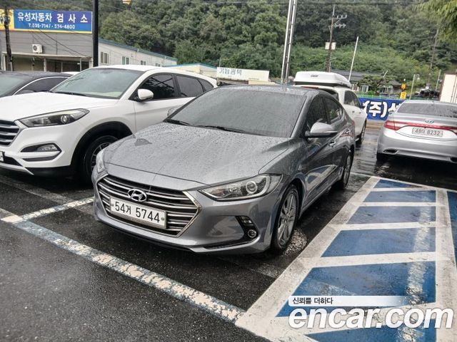 Hyundai AVANTE из Кореи Encar